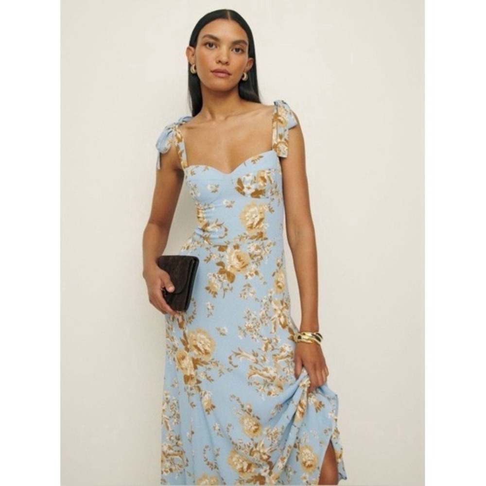 Reformation Nadira Dress in Heavenly Floral Sz 0 Midi Sweetheart Smocked $268